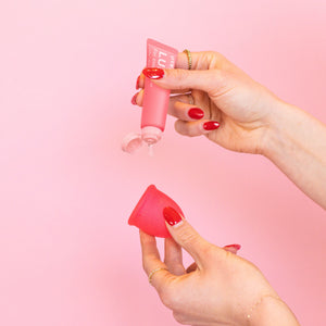 Period Cup & Applicator Kit